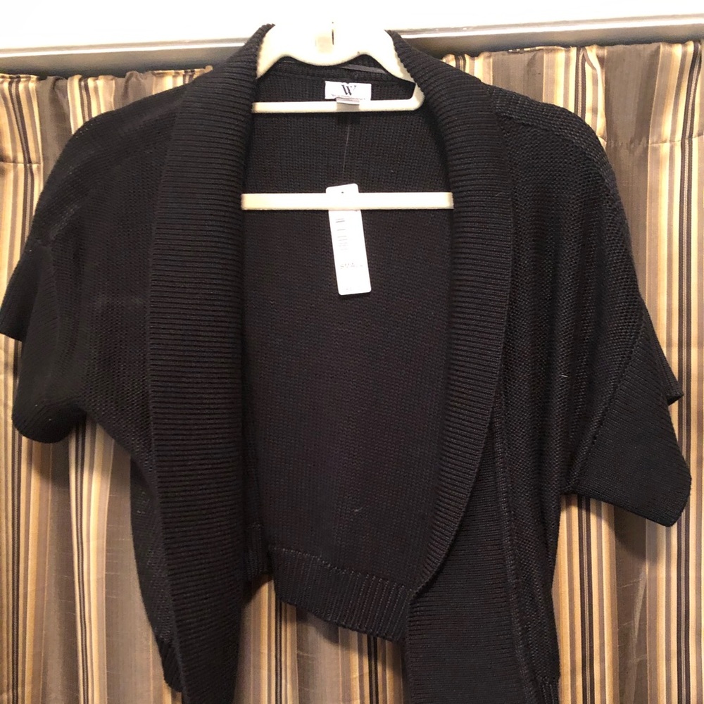 Short cropped cardigan sweater